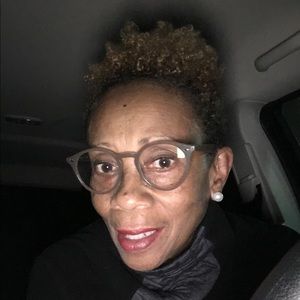 Meet your Posher, Catherine